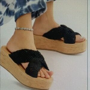 Free People Black Highline Macrame Crisscross Platform Boho Sandals Size 6.5